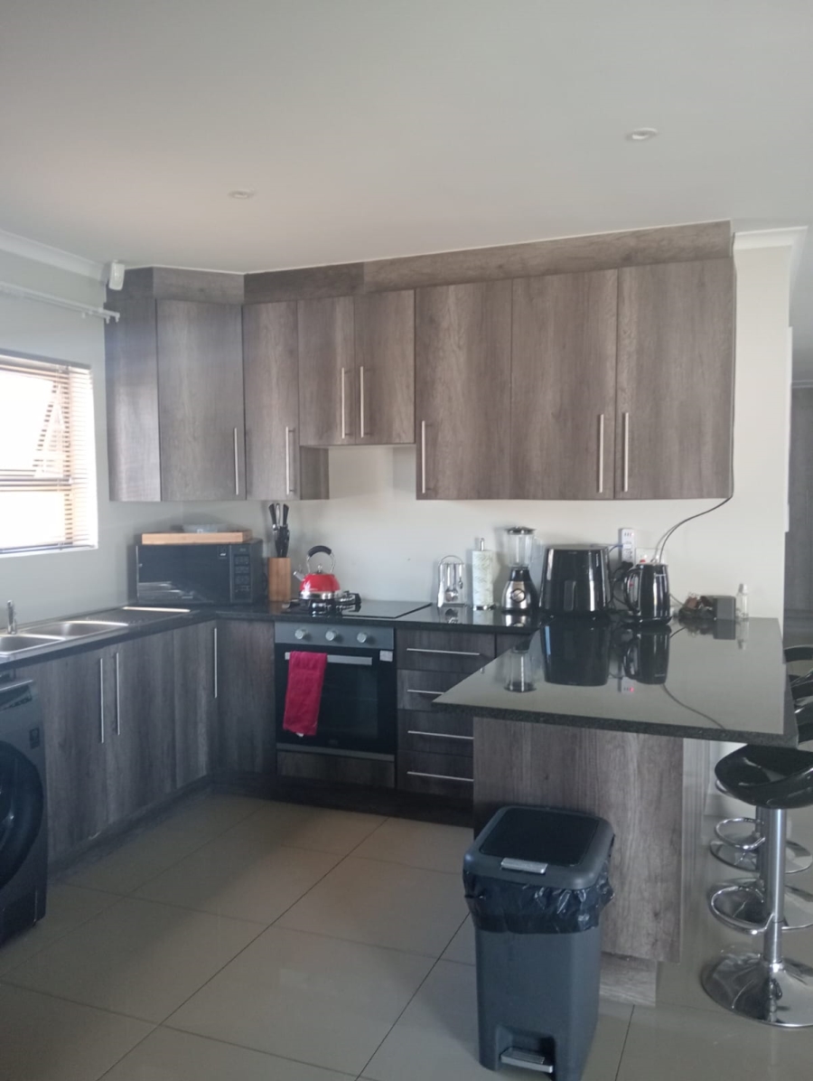 To Let 3 Bedroom Property for Rent in Fountains Estate Eastern Cape